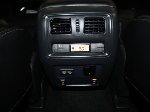 Used 2017 Nissan Pathfinder SL w/ SL Premium Package AWD/4WD image 26