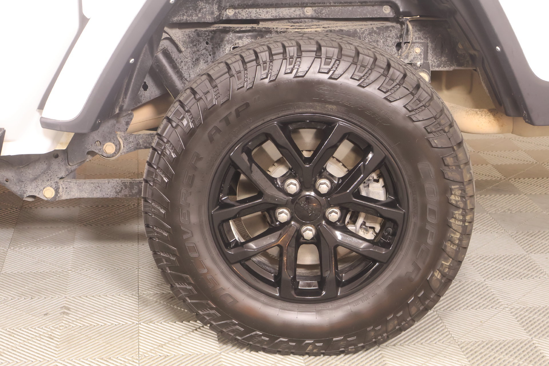 Used 2022 Jeep Gladiator Sport AWD/4WD image 17