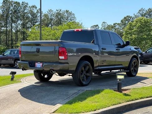 Used 2017 RAM 1500 Express w/ Express Value Package RWD image 7