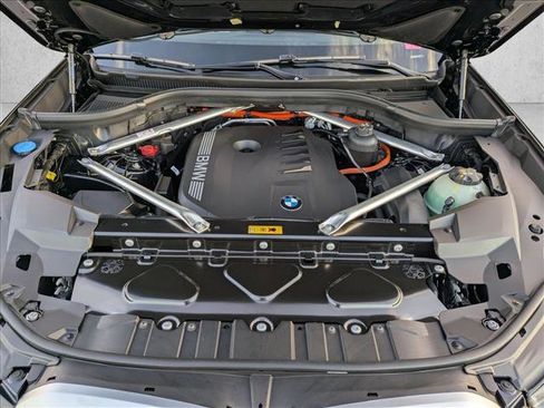 New 2026 BMW X5 xDrive50e w/ M Sport Package image 17