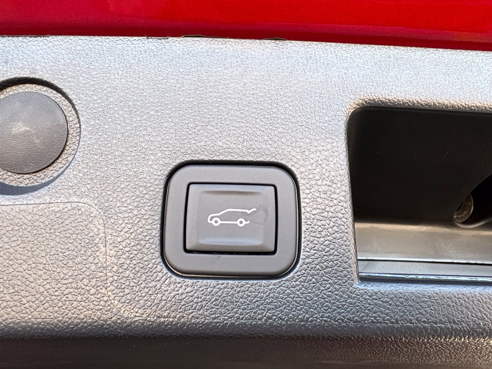 New 2027 GMC Terrain Elevation w/ Elevation Premium Package FWD image 17