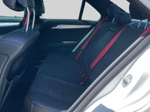 Used 2013 Mercedes-Benz C 250 Sedan image 3