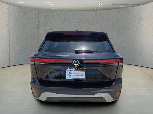 New 2026 Volkswagen Tiguan S FWD image 4