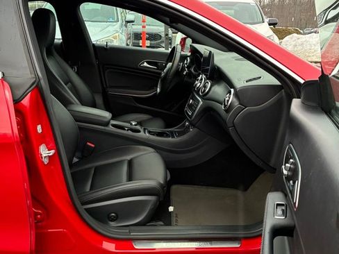 Used 2018 Mercedes-Benz CLA 250 4MATIC image 46