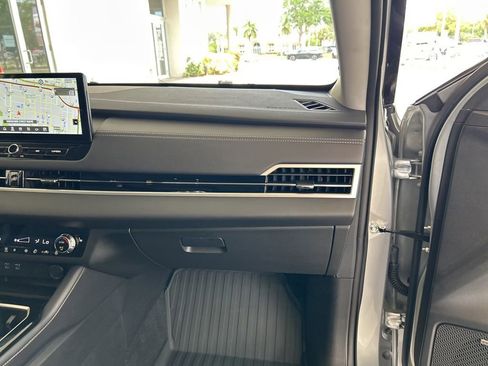 Used 2026 Mitsubishi Outlander SE image 23