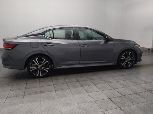 Used 2023 Nissan Sentra SR w/ SR Premium Package FWD image 10