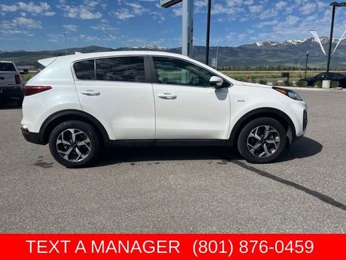 Used 2021 Kia Sportage LX w/ LX AWD Popular Package image 2