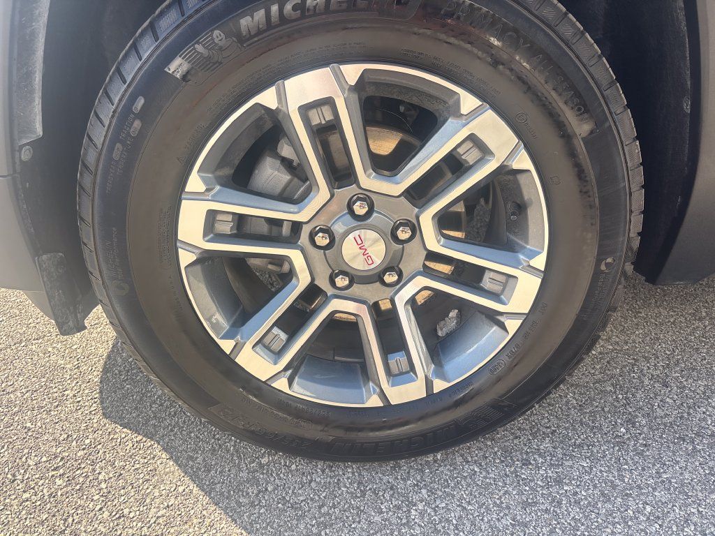 Used 2026 GMC Terrain Elevation FWD image 29