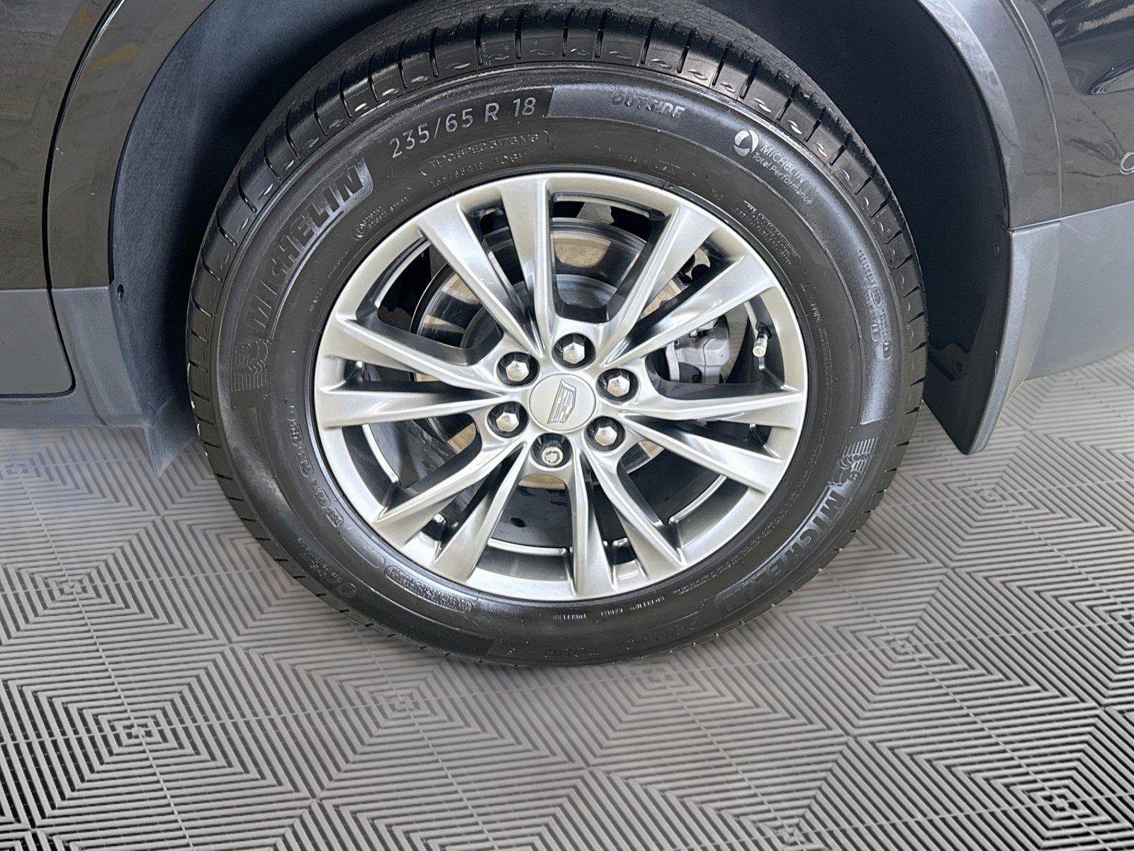 Used 2023 Cadillac XT5 Premium Luxury w/ Technology Package FWD image 32