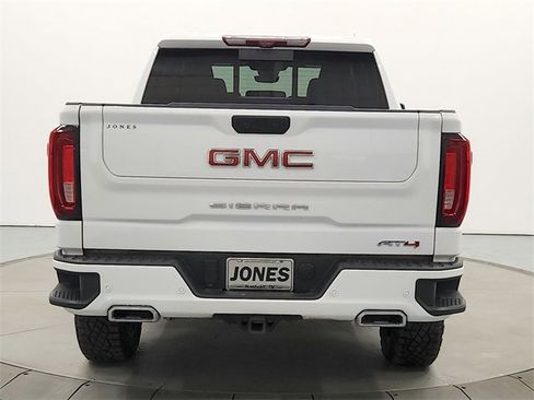Used 2023 GMC Sierra 1500 AT4 w/ AT4 Premium Package image 7