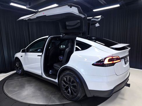 Used 2022 Tesla Model X AWD/4WD image 49