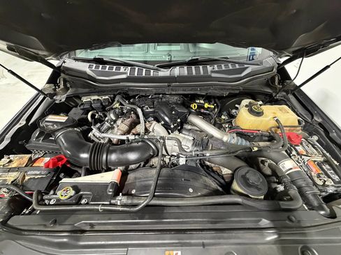 Used 2017 Ford F250 Lariat w/ Lariat Value Package AWD/4WD image 20
