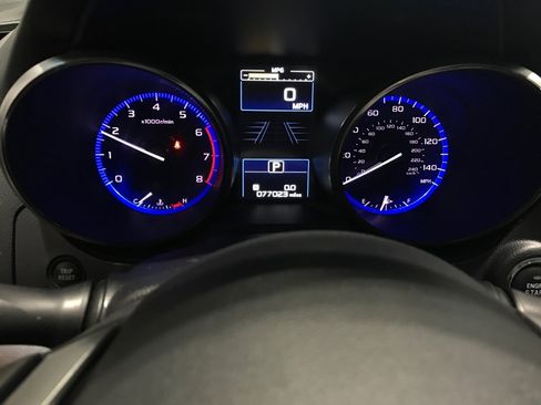 Used 2018 Subaru Outback 2.5i Limited image 3