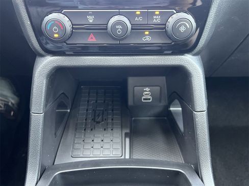 New 2025 Ford Ranger XLT w/ Technology Package image 5