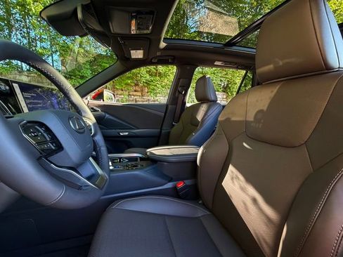 New 2026 Lexus TX 350 AWD image 19