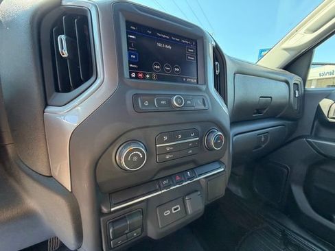 Used 2021 Chevrolet Silverado 1500 Custom AWD/4WD image 21