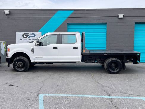 Used 2023 Ford E-350 and Econoline 350 Super Duty w/ Driver's Safety Package image 19