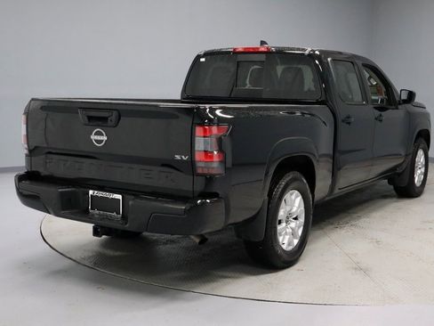 Certified 2024 Nissan Frontier SV w/ Technology Package image 12