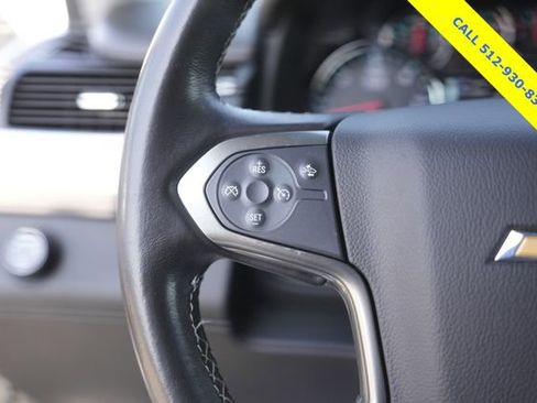 Used 2019 Chevrolet Suburban LT image 24