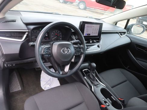 Used 2024 Toyota Corolla LE image 24