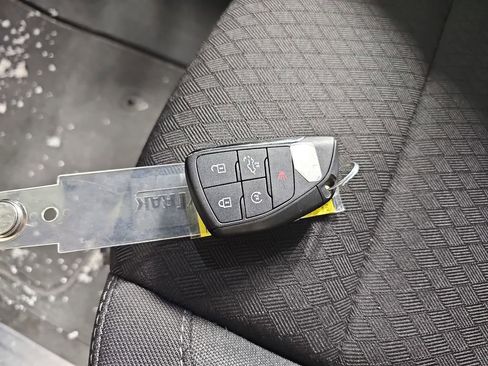 Certified 2024 Chevrolet Silverado 1500 LT image 19