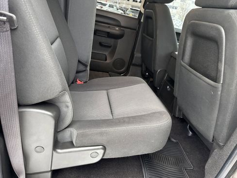 Used 2012 Chevrolet Silverado 2500 LT w/ Interior Plus Package image 13