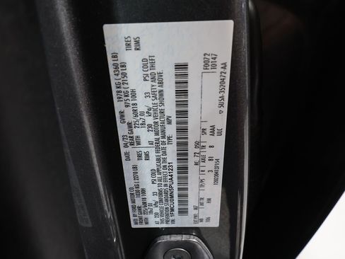 Used 2023 Ford Escape ST-Line image 31