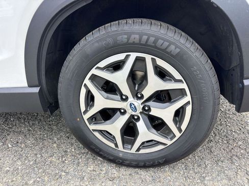 Used 2022 Subaru Forester Premium AWD/4WD image 7