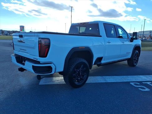 Certified 2024 GMC Sierra 2500 AT4 w/ AT4 Premium Plus Package image 4
