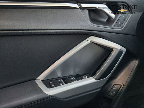 Used 2023 Audi Q3 2.0T Premium image 24