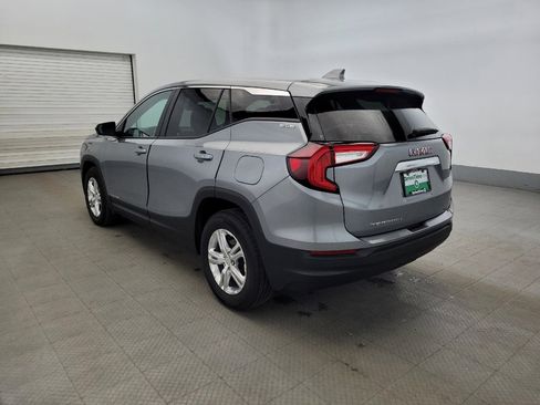 Used 2024 GMC Terrain SLE image 5