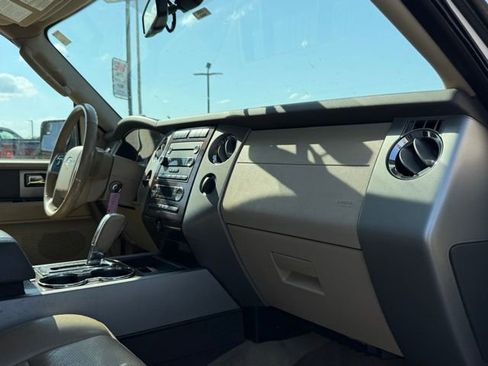 Used 2012 Ford Expedition XLT RWD image 15