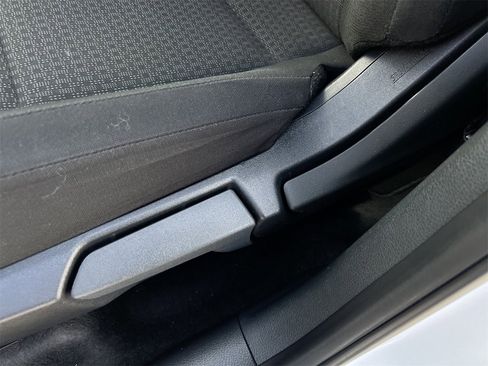 Certified 2025 Nissan Kicks S image 22