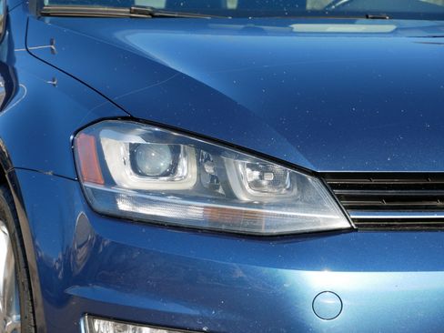 Used 2015 Volkswagen Golf TDI SE image 16