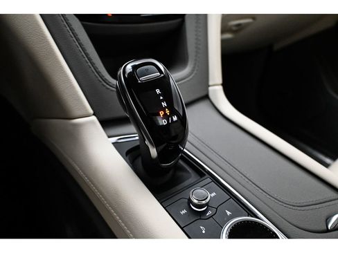 Used 2024 Cadillac XT5 Premium Luxury FWD image 43