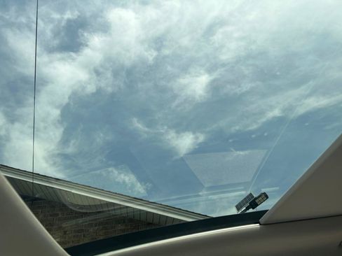 Used 2021 Kia Sorento EX w/ Panoramic Sunroof Package FWD image 17
