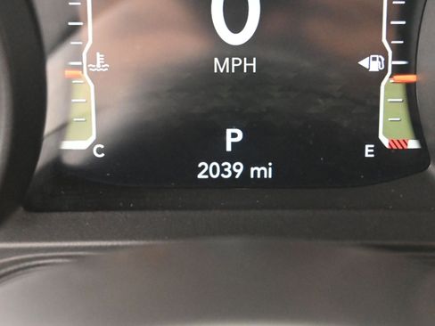 Used 2025 Jeep Wrangler Sahara image 18