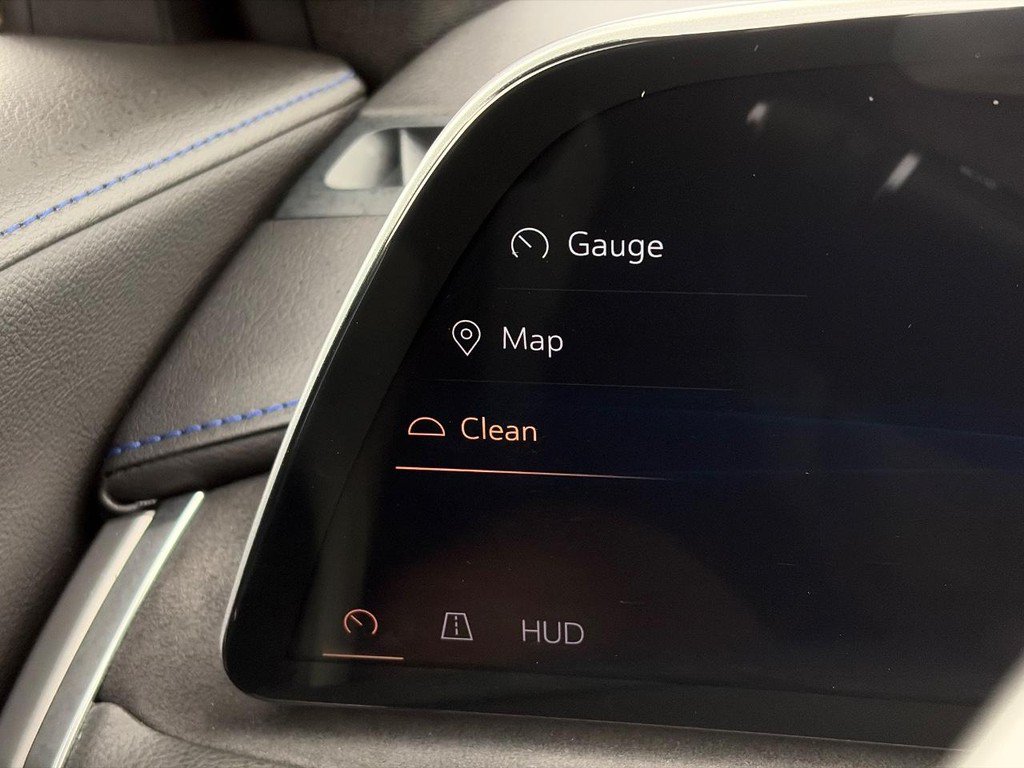 Used 2024 Cadillac XT4 Sport AWD/4WD image 28