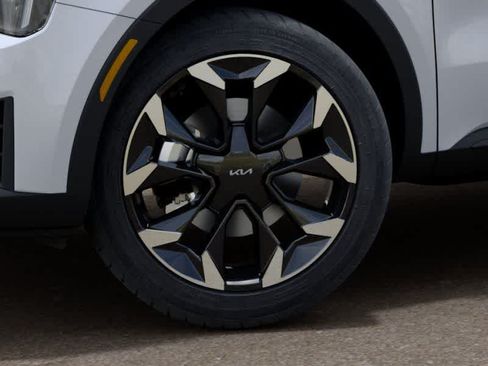 New 2026 Kia Sorento EX FWD image 9