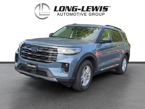 Used 2025 Ford Explorer Active w/ Active Comfort Package RWD image 1