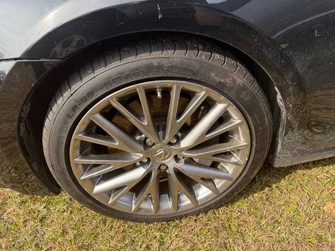 Used 2016 Lexus IS 300 AWD w/ Navigation System Package image 9