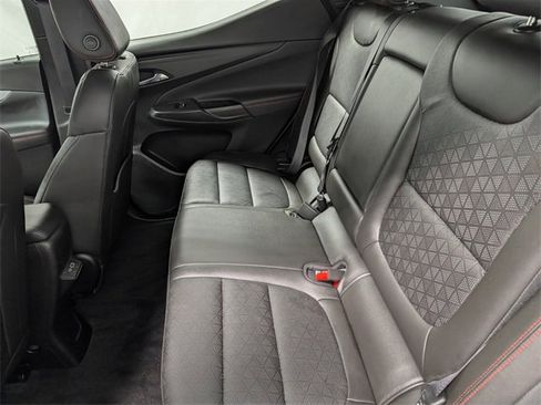 Used 2023 Chevrolet Bolt EUV LT w/ Convenience Package image 13
