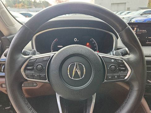 Used 2024 Acura MDX SH-AWD w/ Advance Package image 20
