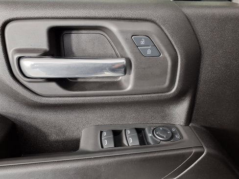 Used 2024 Chevrolet Silverado 2500 Custom w/ Custom Convenience Package image 22