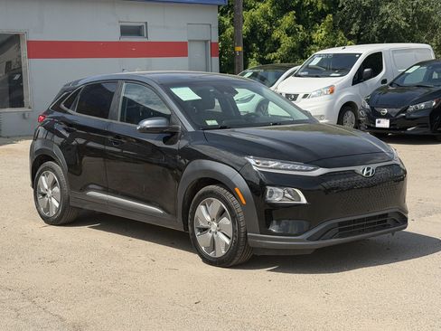 Used 2021 Hyundai Kona SEL FWD image 8