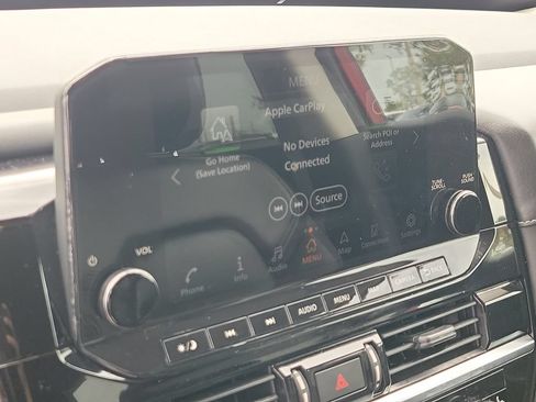 Certified 2023 Nissan Pathfinder SL FWD image 25