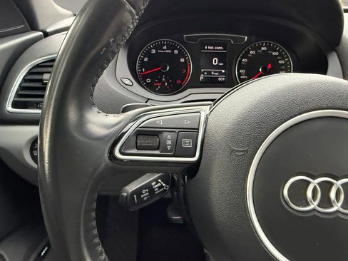 Used 2018 Audi Q3 2.0T Premium Plus image 22