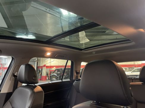 Used 2019 Volkswagen Atlas SE image 28