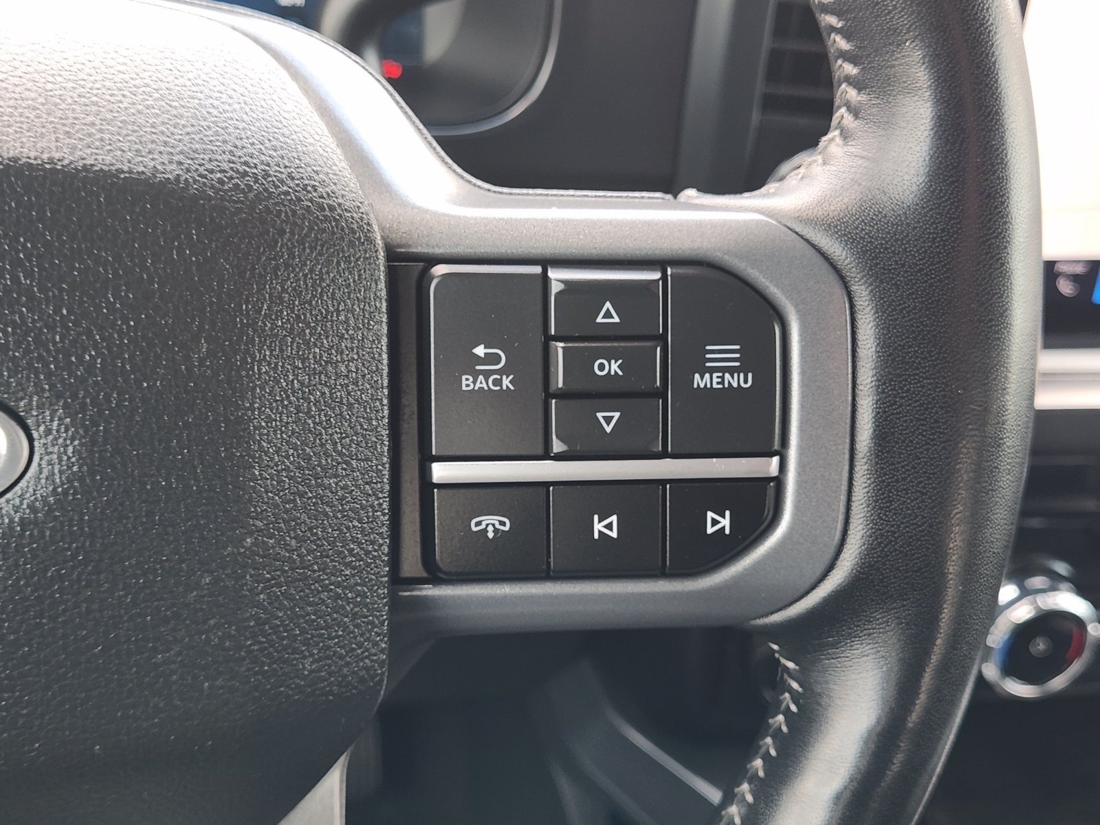 Certified 2024 Ford F350 Lariat w/ Lariat Ultimate Package AWD/4WD image 35
