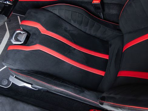 Used 2022 Lamborghini Huracan STO image 37